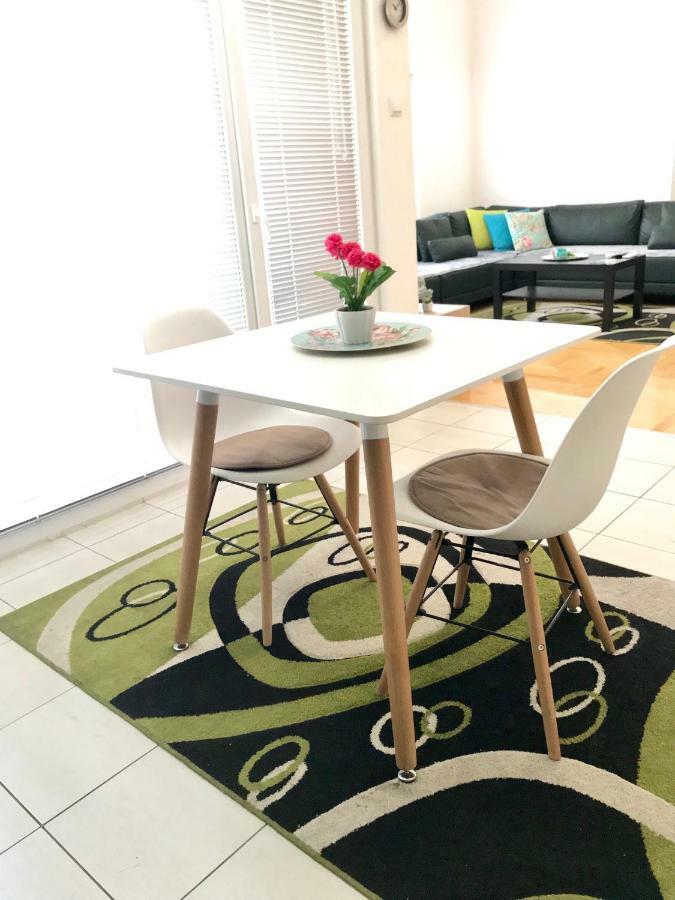 Regina'S Apartments سكوبجي المظهر الخارجي الصورة